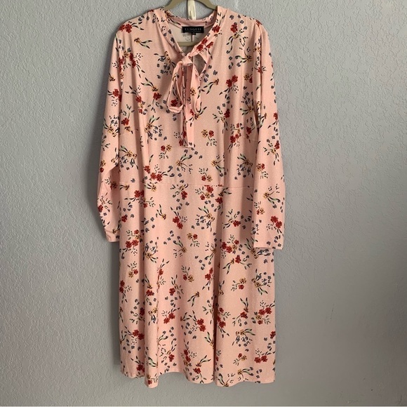 Eloquii Dresses & Skirts - Eloquii Pink Floral Tie Plus Size Dress